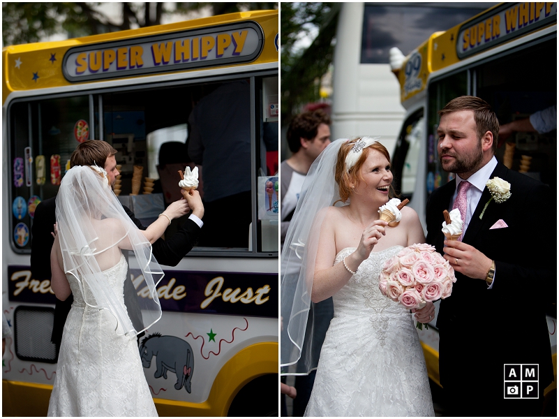 "Wedding-photos-with-ice-cream-cones"