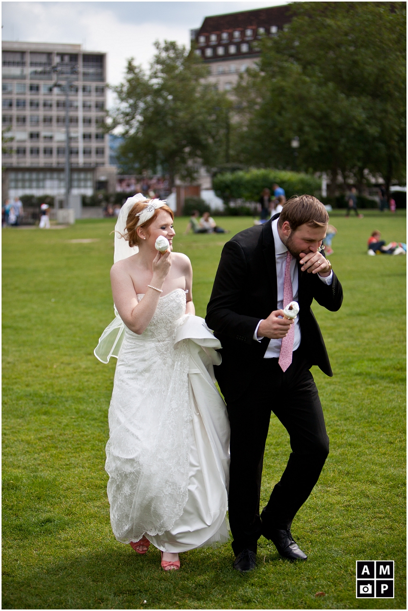 "Wedding-couple-photos-The-London-Eye"