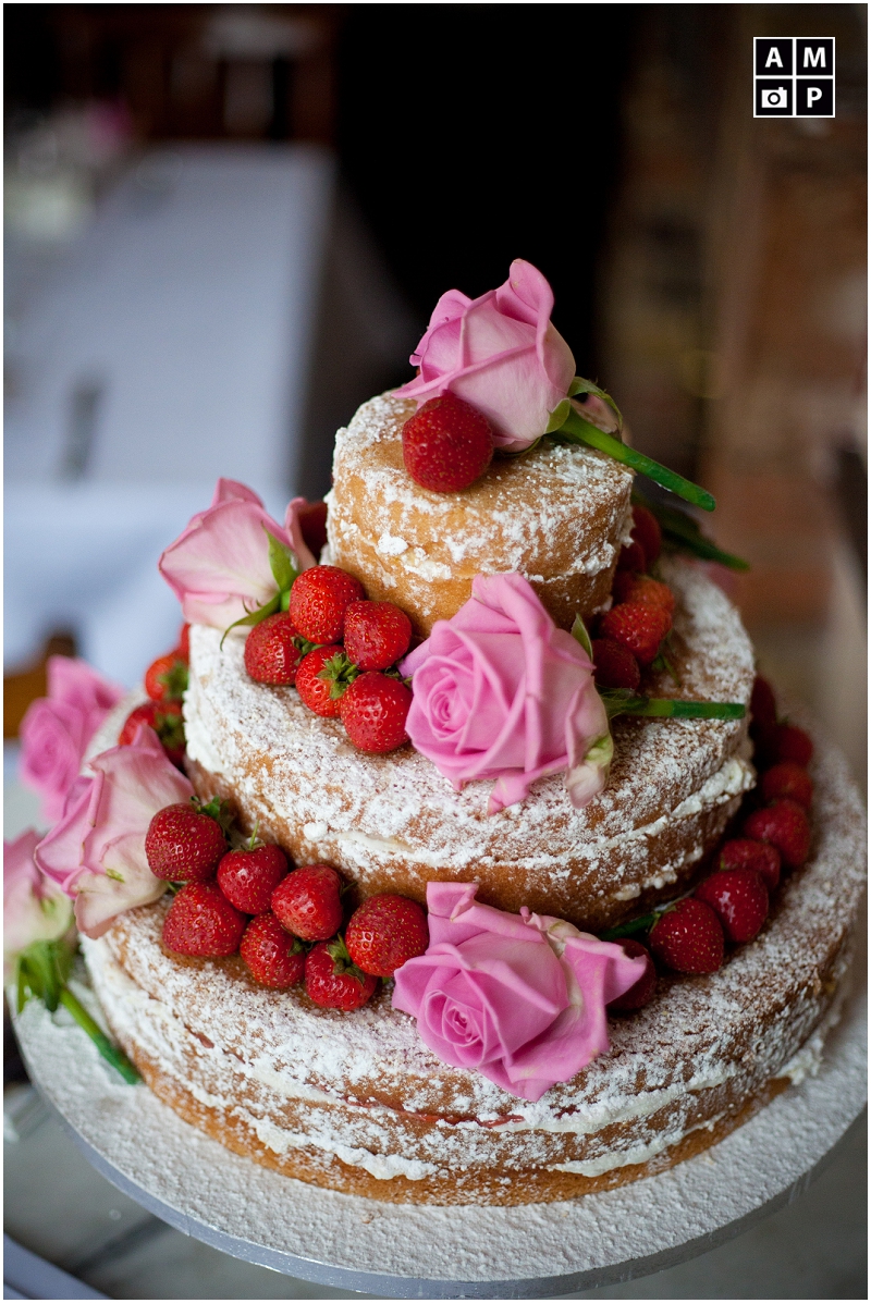 "Strawberry-Victoria-Sponge-wedding-cake"
