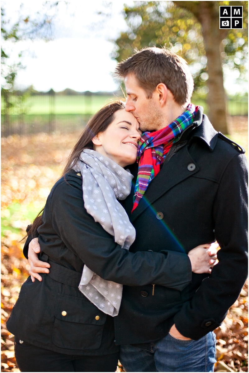 "Romantic-Autumn-Engagement-Photos-in-Windsor"