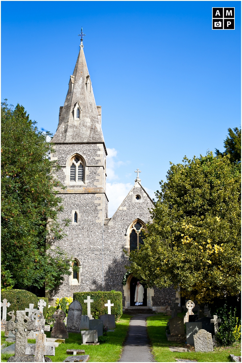"St-Peter's-Church-Marlow-Berkshire-Wedding-Photographer"