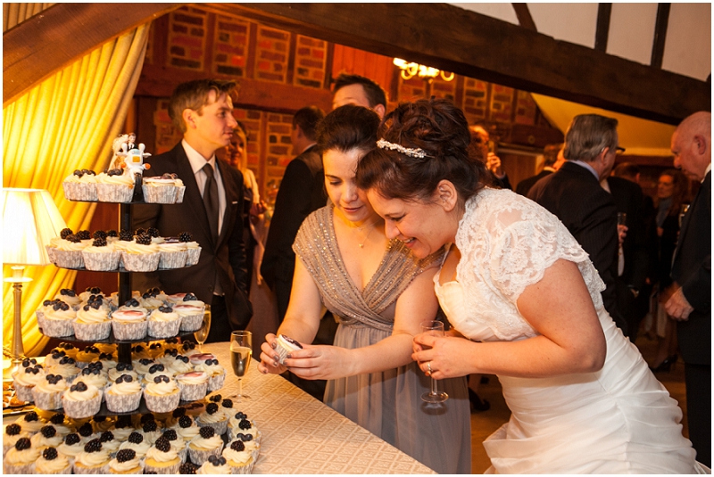 "home-made-wedding-cupcakes"