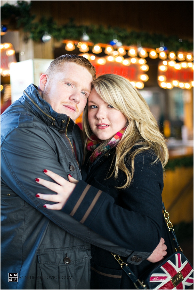 "Christmas-Market-Couple-Photos"