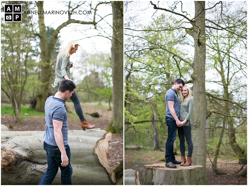 "couple-shoot-climbing-a-tree"