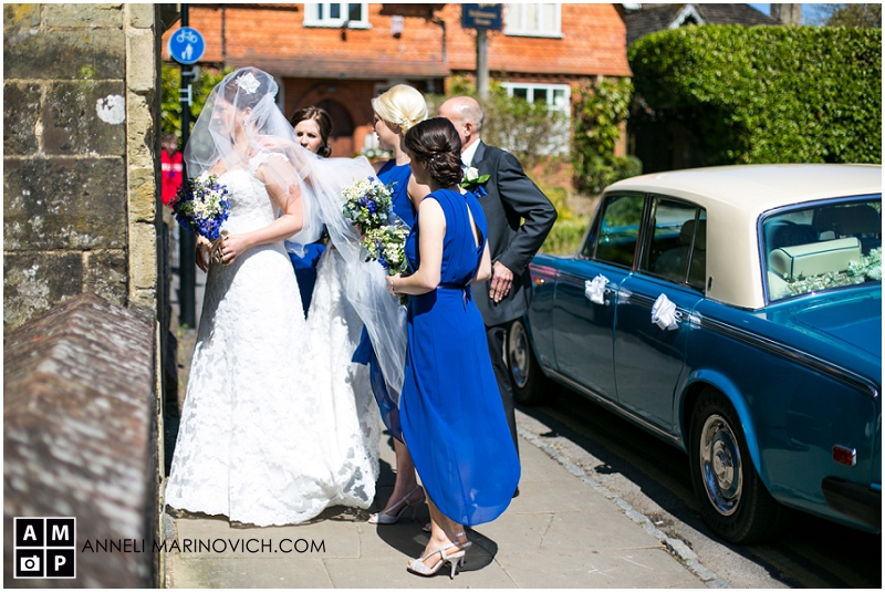 "bride-arrives-at-church-in-Rolls-Royce-Shadow"