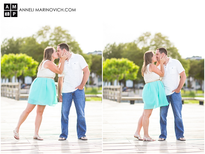 "couple-kissing-on-the-boardwalk-Charleston"