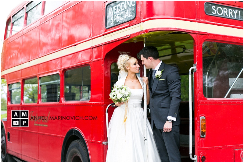 "Wedding-couple-on-Red-Routemaster-bus"