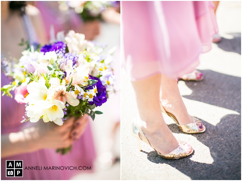 "bridesmaids-wearing-golden-sequin-shoes"