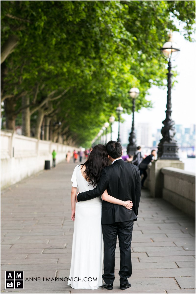 "chic-London-engagement-shoot"