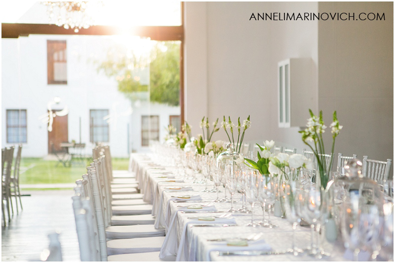 "elegant-green-and-white-wedding-tables"