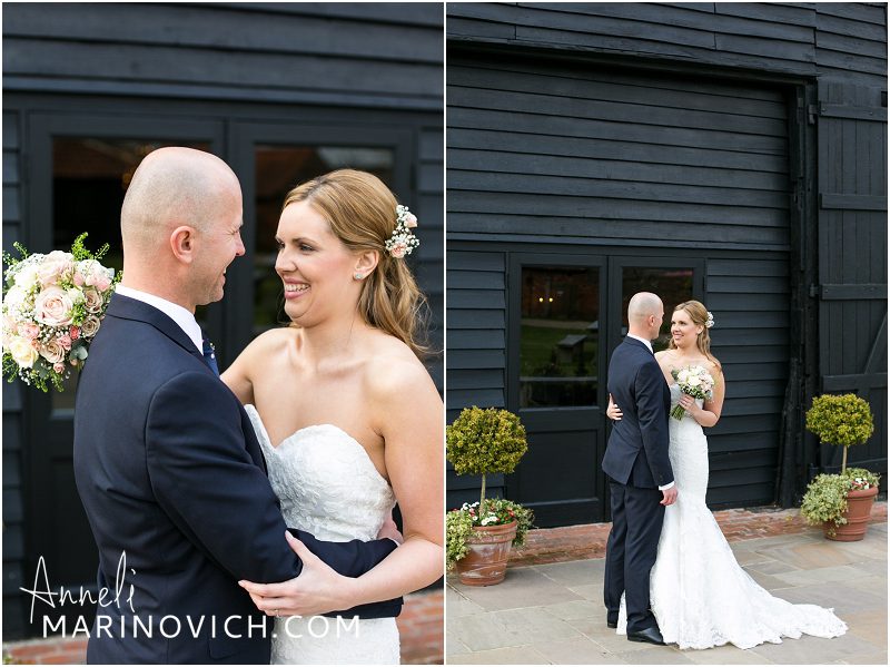 "beautiful-UK-barn-wedding-photography"