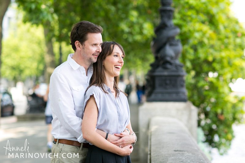 "relaxed-couple-shoot-in-London"
