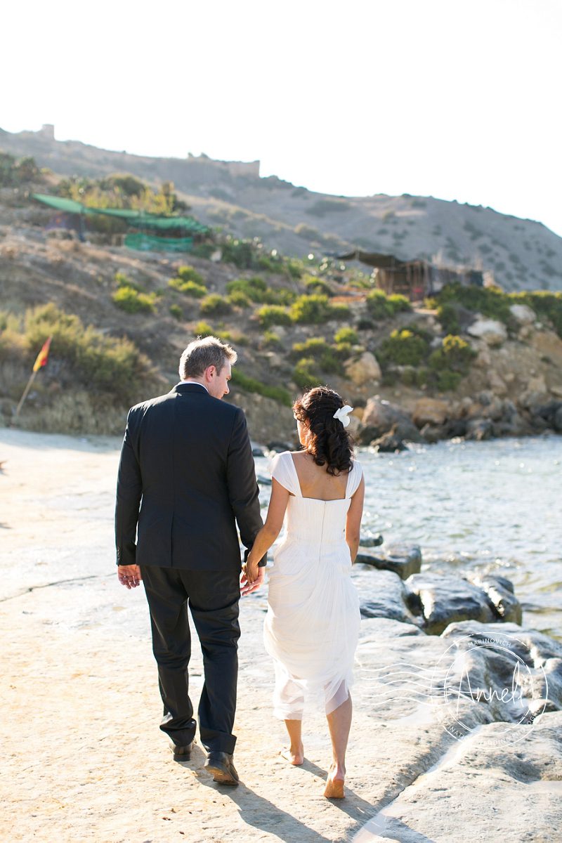 "wedding-couple-on-the-beach-in-Malta"