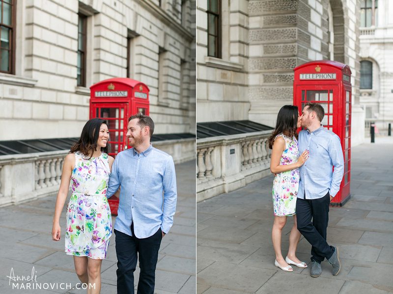 "Red-London-telephone-box-London-Engagement-Shoot"