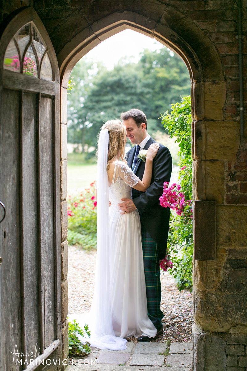 "Anneli-Marinovich-wedding-photography-at-Chiddingstone-Castle-Kent"