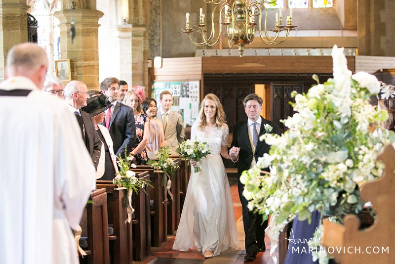 "Reportage-wedding-photography-Chiddingstone-Castle"