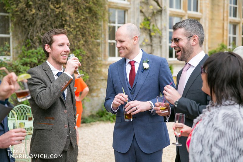 "Relaxed-wedding-photography-at-Brympton-House"