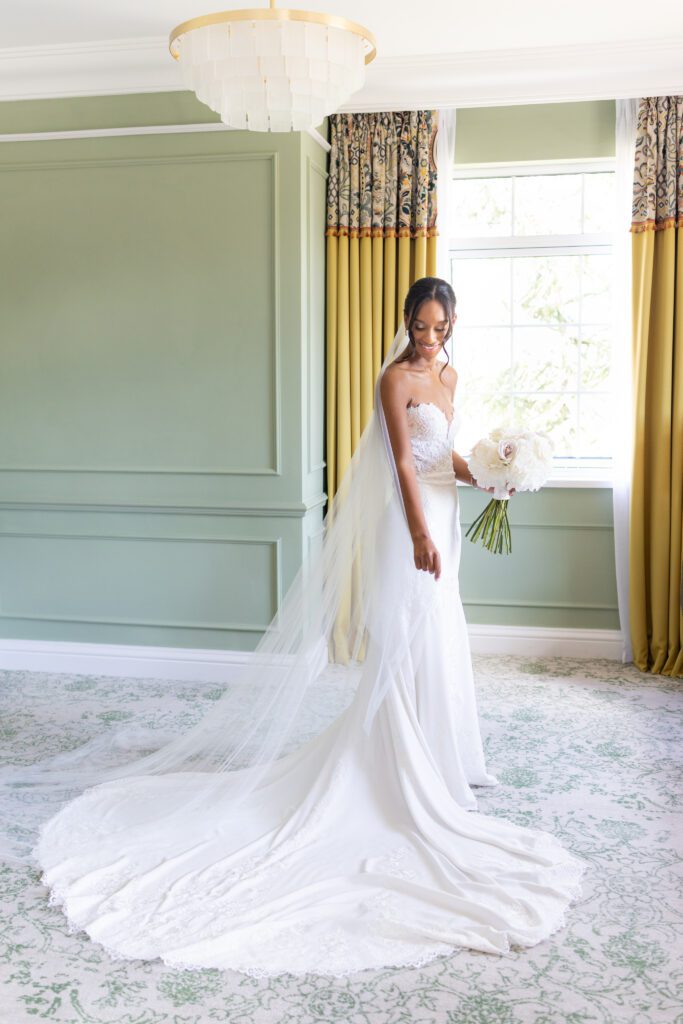Bridal prep photos at Four Seasons Hampshire